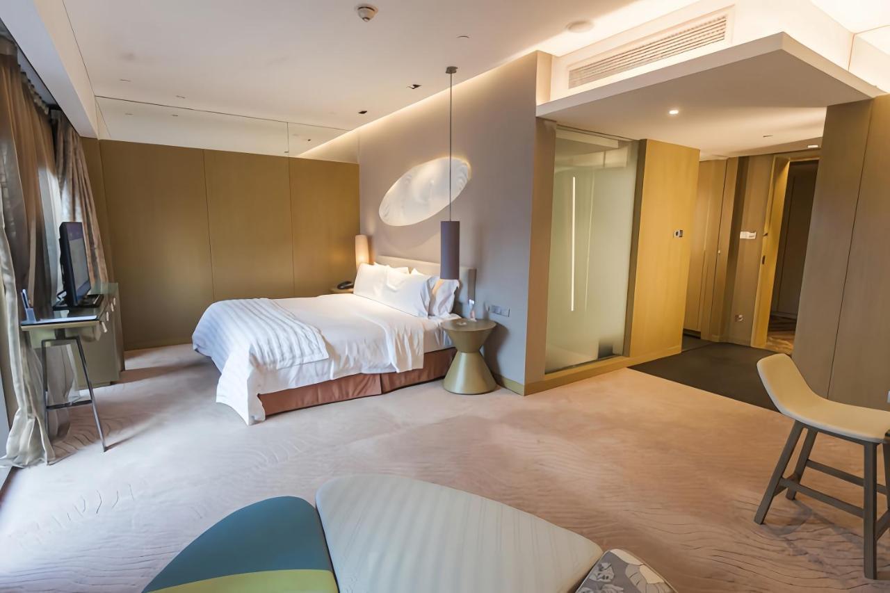 Le Meridien Qingdao West Coast Resort Exterior foto